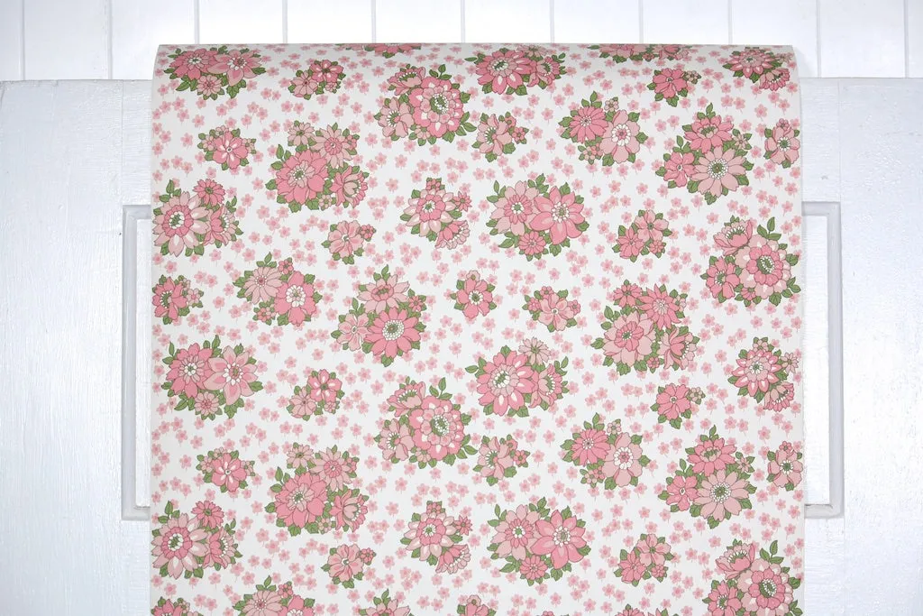 1970s Floral Vintage Wallpaper