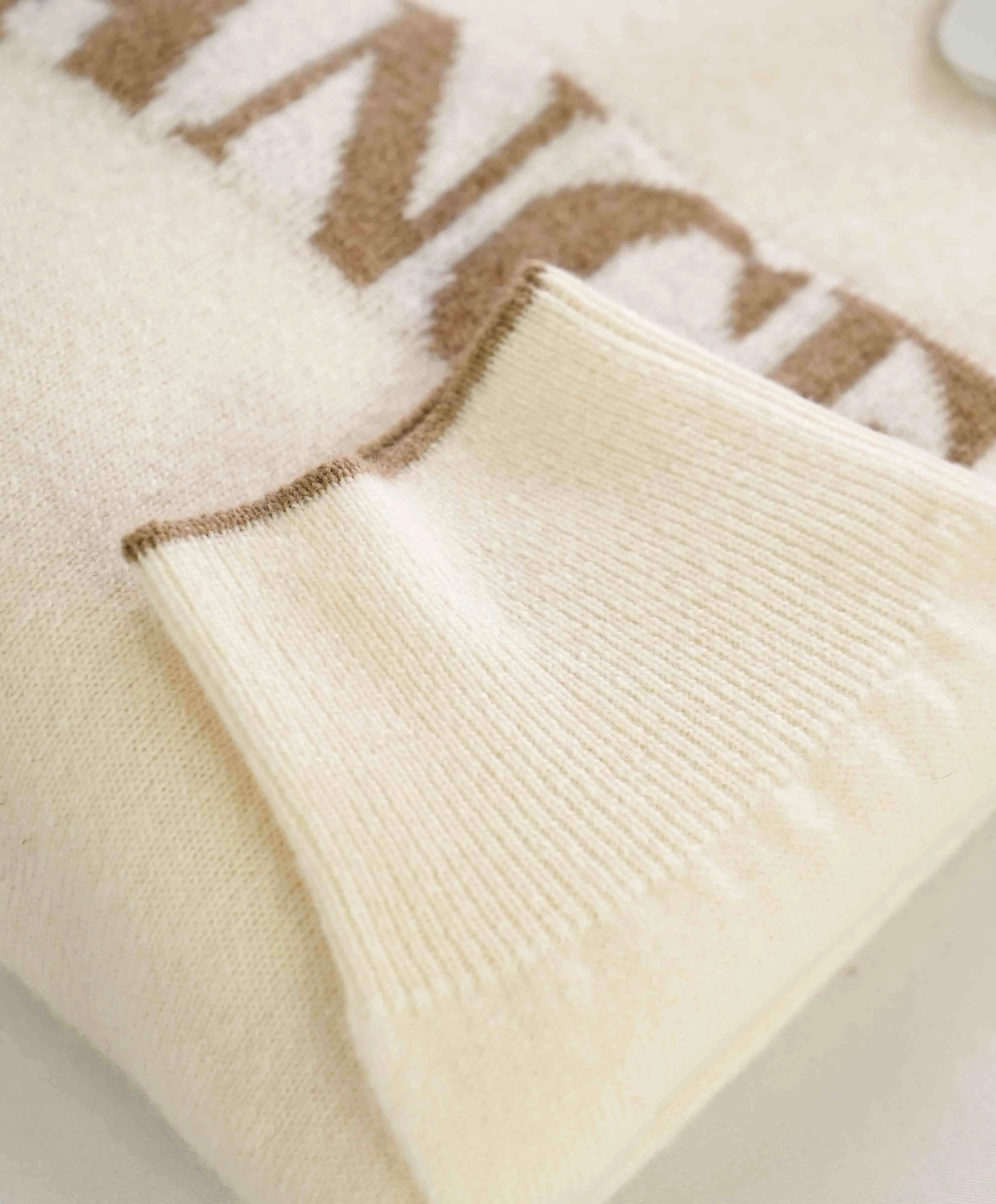 $695 ELEVENTY - Neutral / Ivory Crewneck Premium Pure Wool Sweater - M